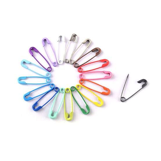 HIGH QUALITY COLOURFUL SAFETY PINS