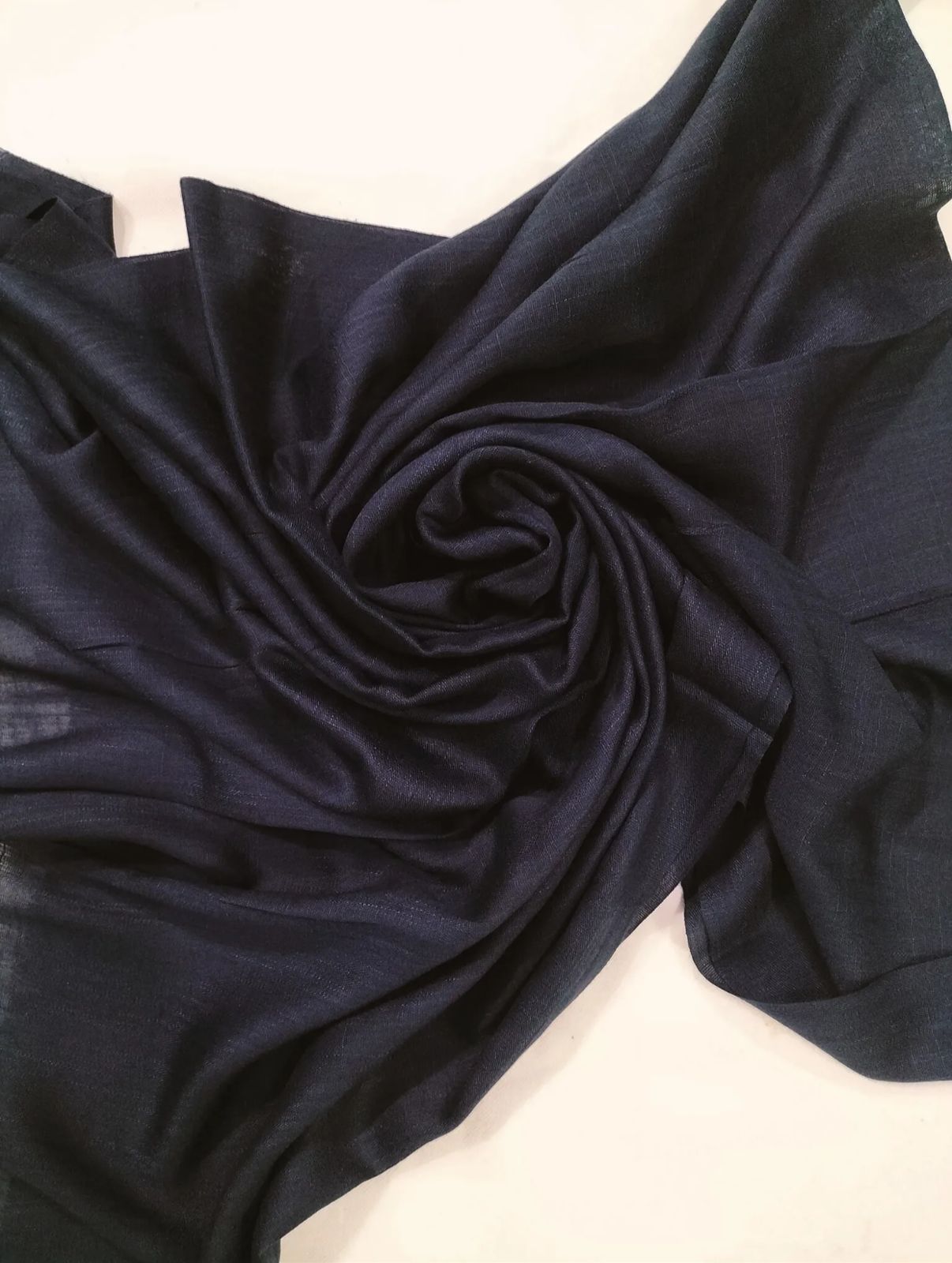 MAKE YOUR BUNDLE OF 6 TURKISH LAWN HIJABS