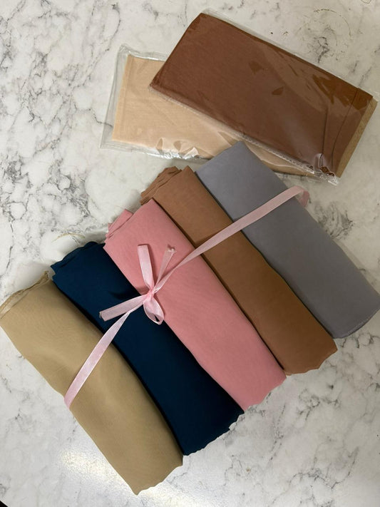 DEAL (5 HIJABS WITH 2 CAPS)